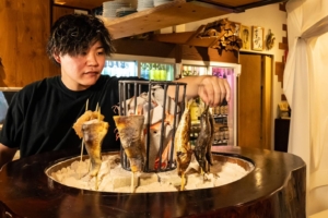 セイロとヒバチ すっぴん